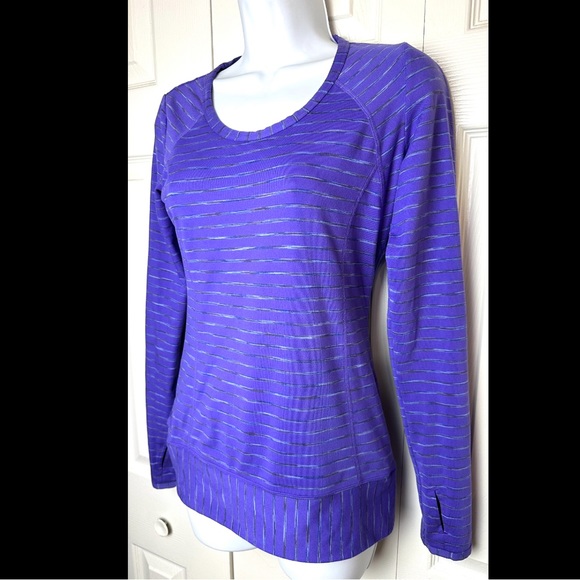 ATHLETA Pop Space Dye Purple Top Shirt Blouse Reflective Blue Gray Pocket Tee - Picture 3 of 12
